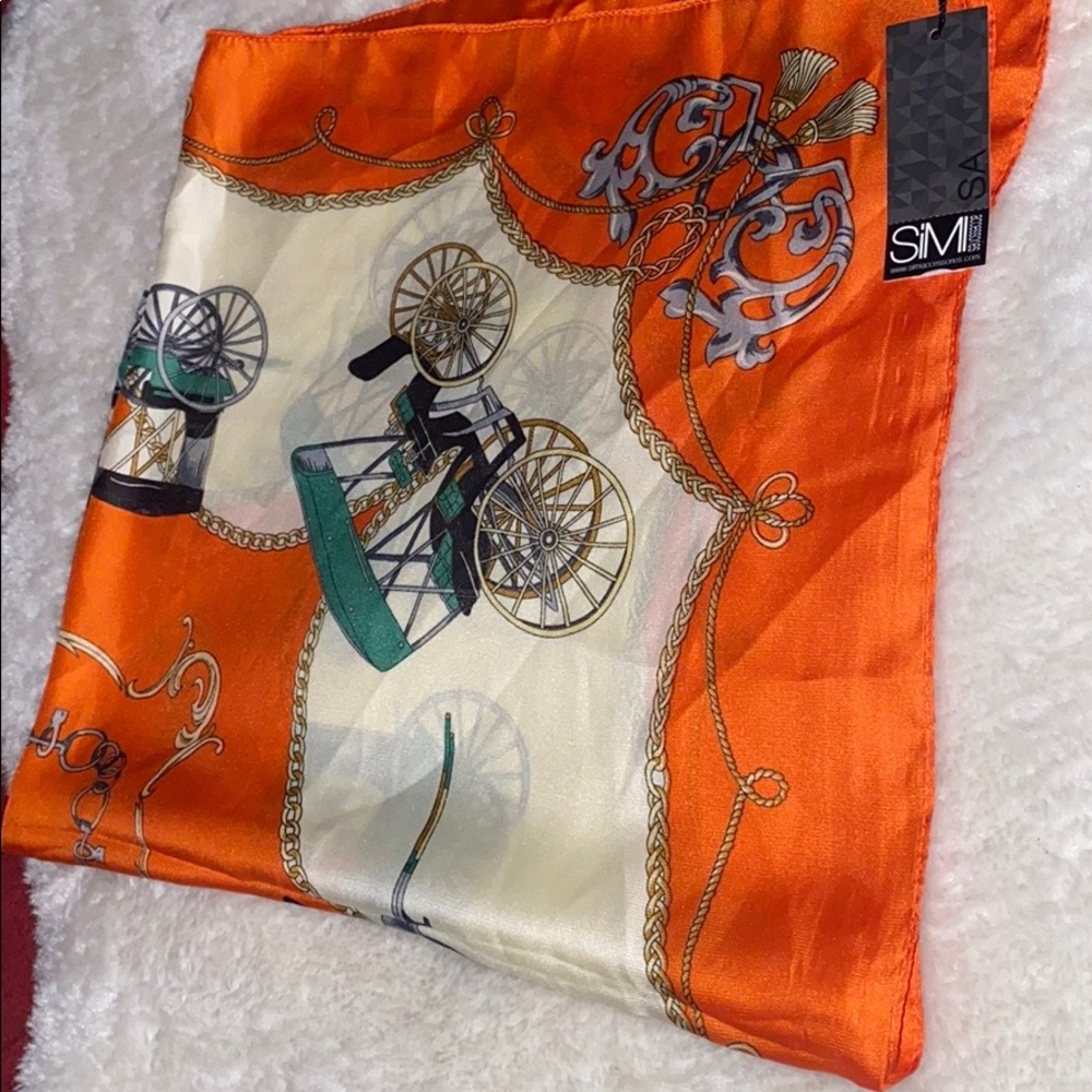 Simi Square Scarf
